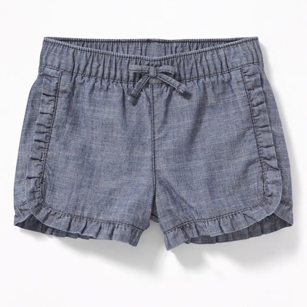 Adorable ruffle front Chambray shorts